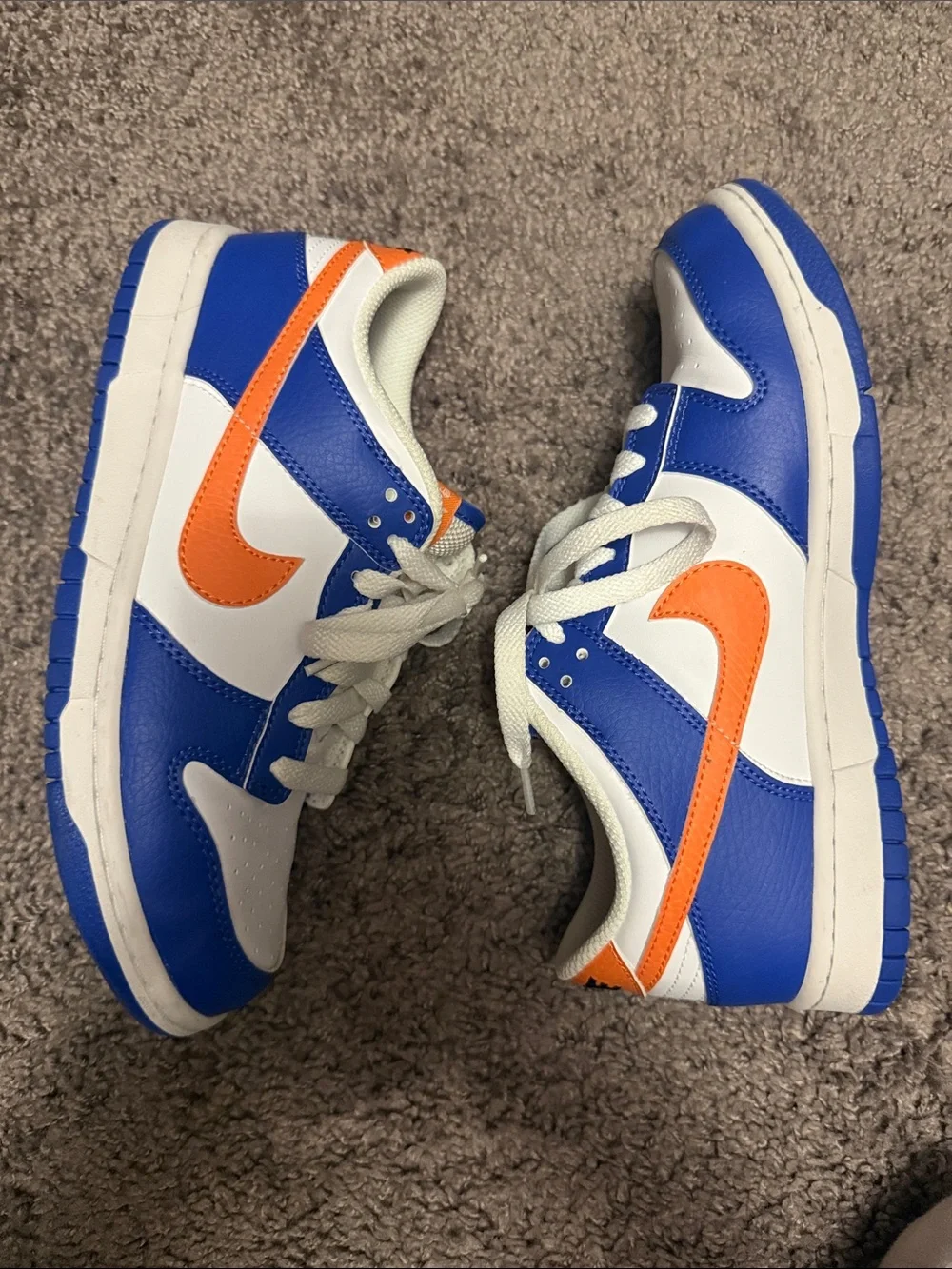 Nike Kids Low-Top Sneakers in Blue, White & Orange